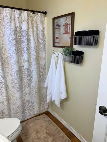 The Comforts' Inn: Mountain Escape