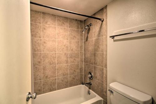 Apartamento Tucson Sunny Spot With Pool And Hot Tub Access!