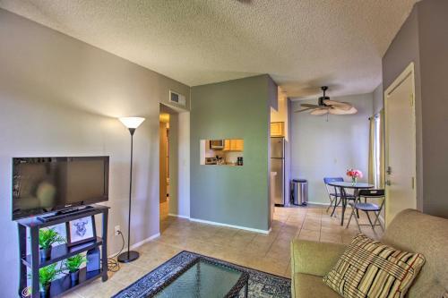 Apartamento Tucson Sunny Spot With Pool And Hot Tub Access!