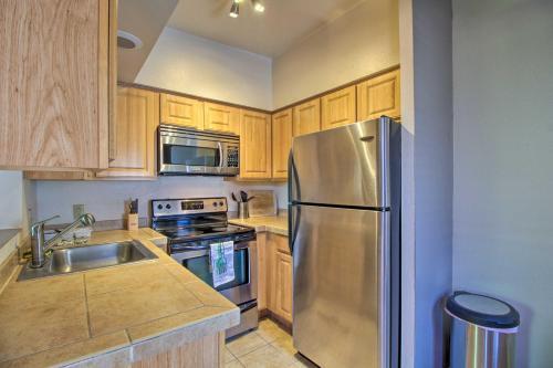 Apartamento Tucson Sunny Spot With Pool And Hot Tub Access!