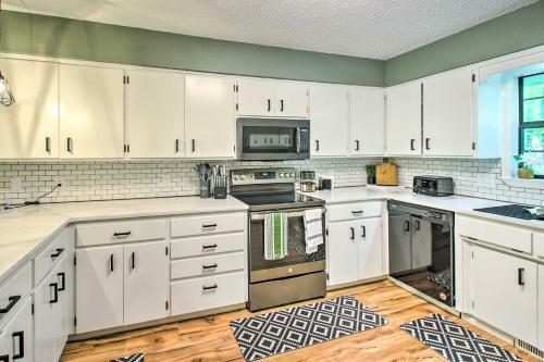 Hot Springs Home With Deck And Golf Course Access