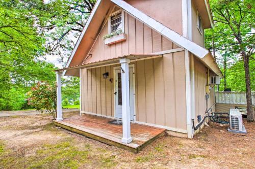 Waterfront Hot Springs Hideaway With Boat Slip!