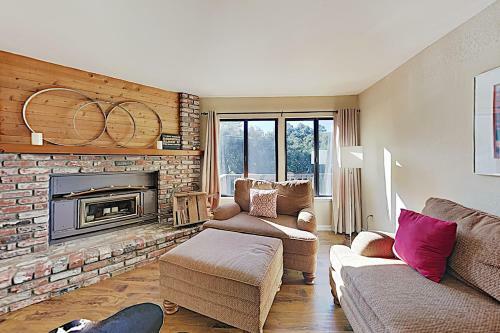 Oak View