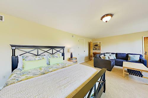 Oak View