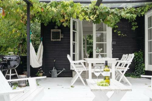 Idyll Summer House In Hornb�k