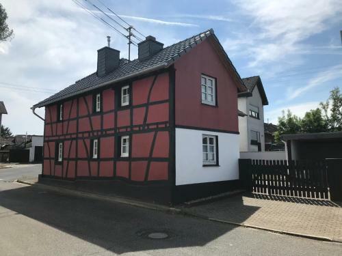 Ferienhaus Eifeld�mchen