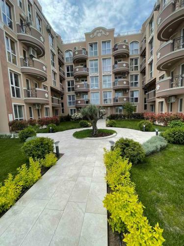 Amellia Garden Apartments