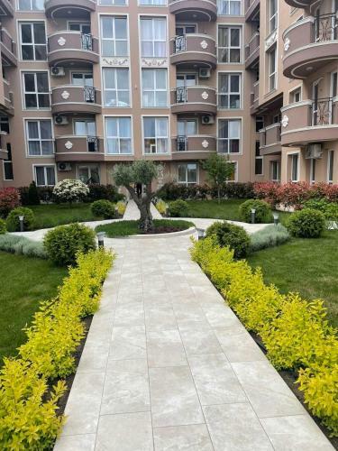 Amellia Garden Apartments