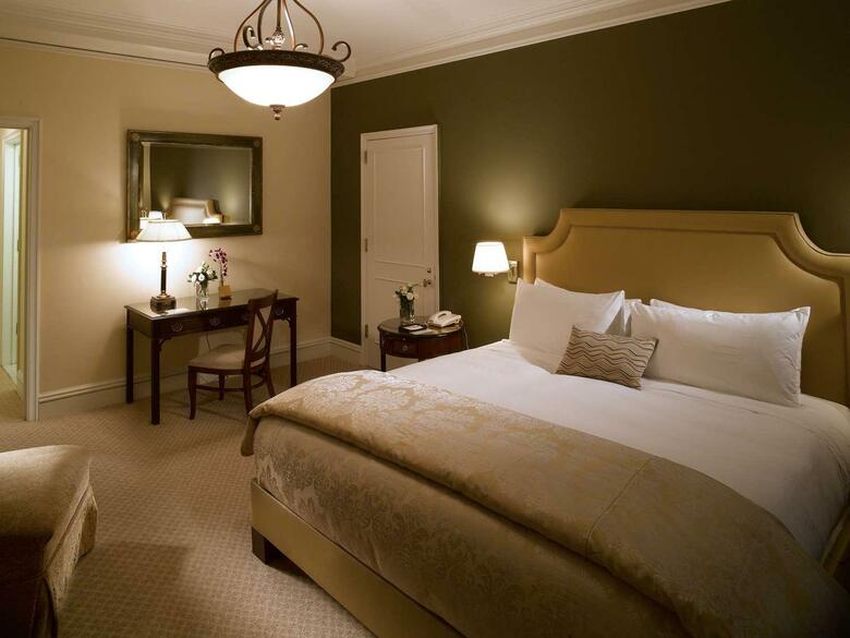 Hotel The Sherry Netherland