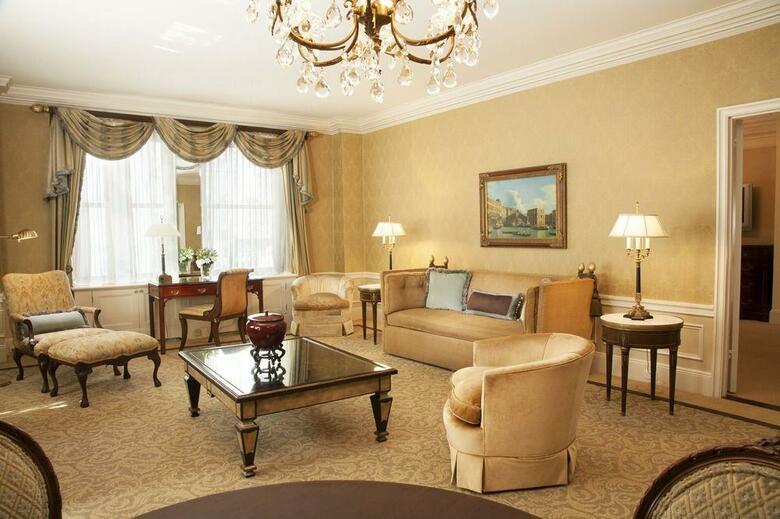 Hotel The Sherry Netherland