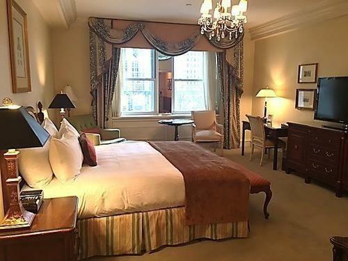Hotel The Sherry Netherland