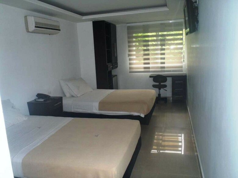 Hotel Platinum Plaza