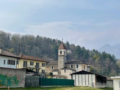 Apartamento Losone: Casa L�ssi