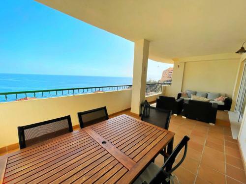 Apartamento En Mascarat, Acceso A Playa Privada.