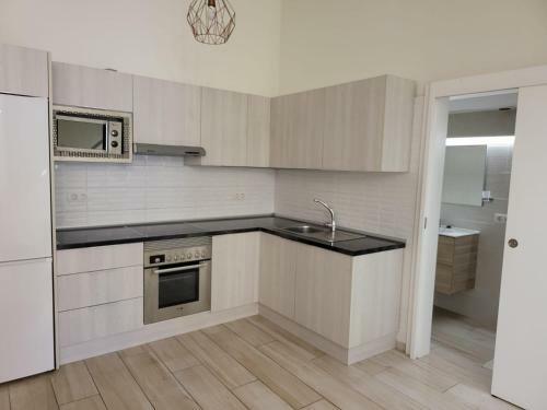 Immaculate 1-bed Apartment In El Fraile