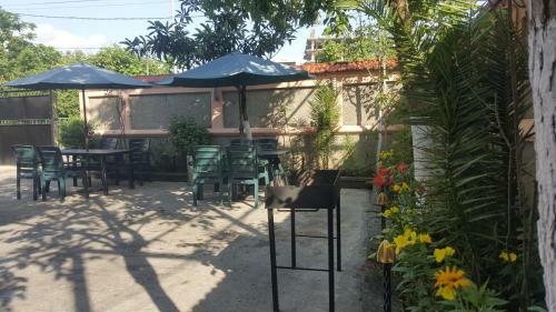 Hostal Linda Guest House