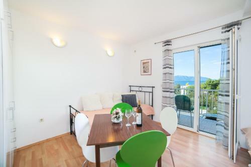 Hostal Apartments Slavena