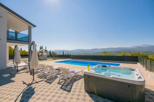 Villa Blue Lake