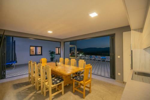 Villa Blue Lake