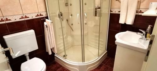 Inviting 1-bed Apartment In Icici