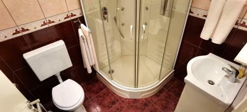 Inviting 1-bed Apartment In Icici