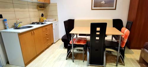 Inviting 1-bed Apartment In Icici