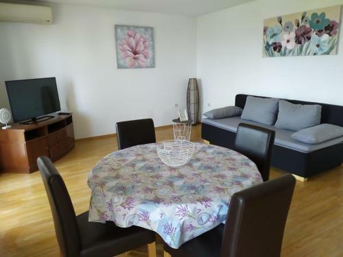 Apartments Marta