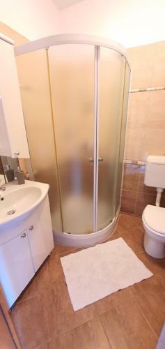 Apartmani Krizmani?