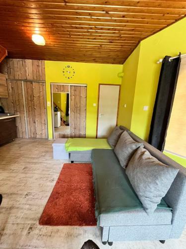 Piedone Apartman Fony�d