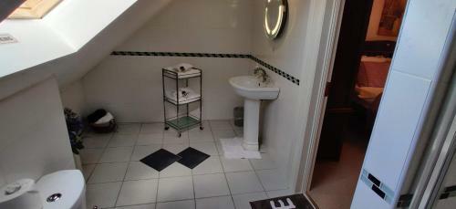 'neasa' Luxury Double Bedroom