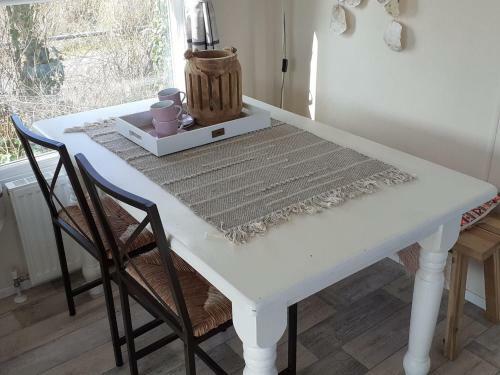 Comfortable Chalet Close To The Wadden Sea