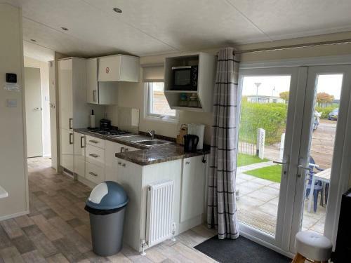 Comfortable Chalet Close To The Wadden Sea