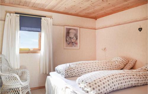 Four-bedroom Holiday Home In Hervik