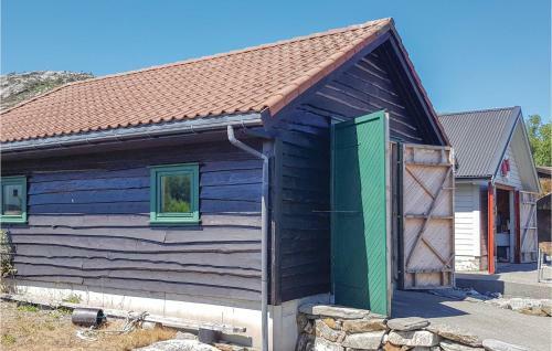 Four-bedroom Holiday Home In Hervik