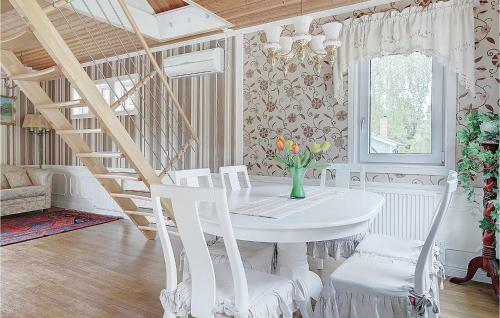 Four-bedroom Apartment In Flen