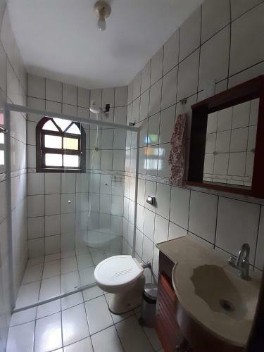 Lindo Chal� Com Wi-fi A 7 Min Da Praia Em Caragu�