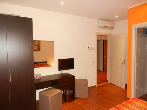 B&B Ad Hoc