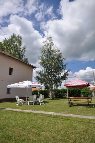 Hostal Kalcit Tourist Motel