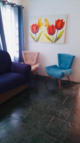 Casa No Per�, Bem Pr�ximo Das Praias E Shopping.