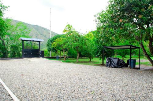 Villa Las Palmas Resort