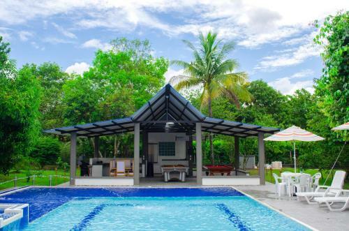 Villa Las Palmas Resort