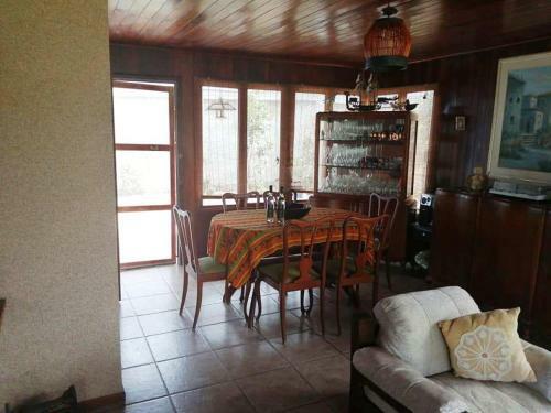 Agradable Casa De Campo Con Piscina.