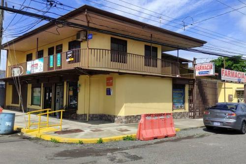 Puntarenas - Apartamento A 25 Metros De La Playa.