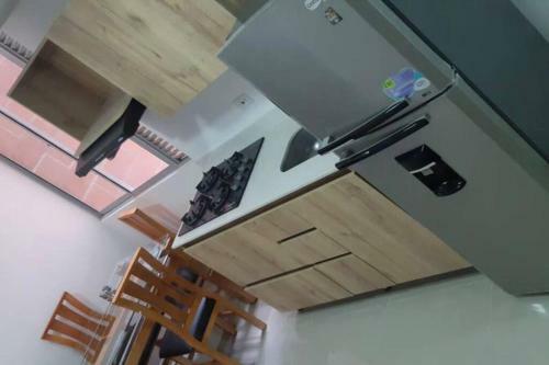 Excelente Apartamento Con Estacionamiento
