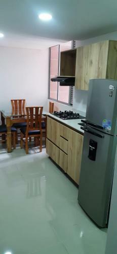 Excelente Apartamento Con Estacionamiento