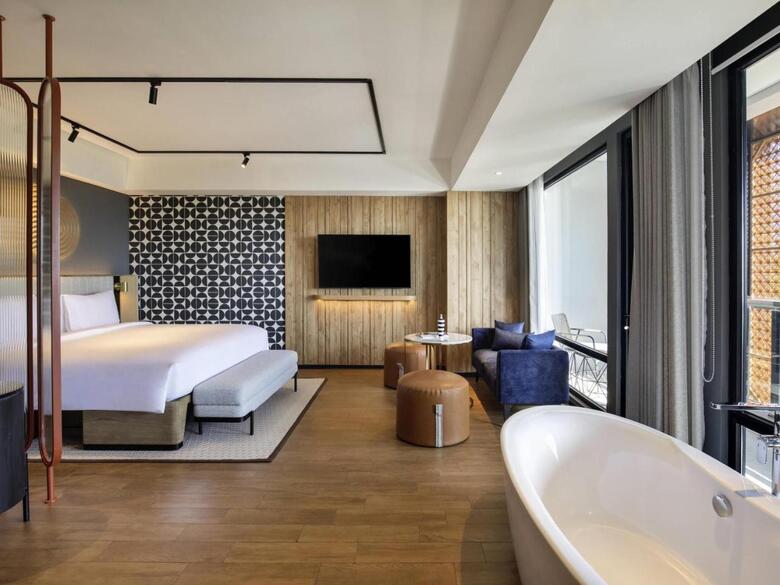Hotel Tribe Bali Kuta Beach