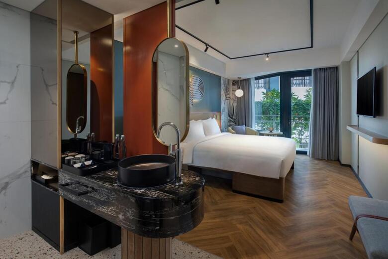 Hotel Tribe Bali Kuta Beach