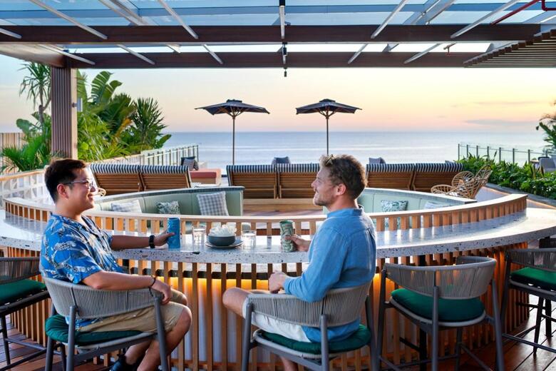 Hotel Tribe Bali Kuta Beach