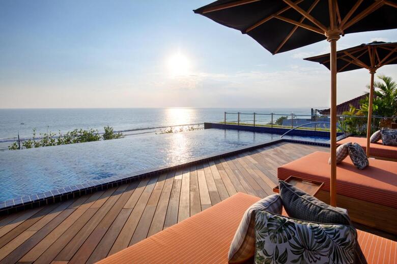Hotel Tribe Bali Kuta Beach
