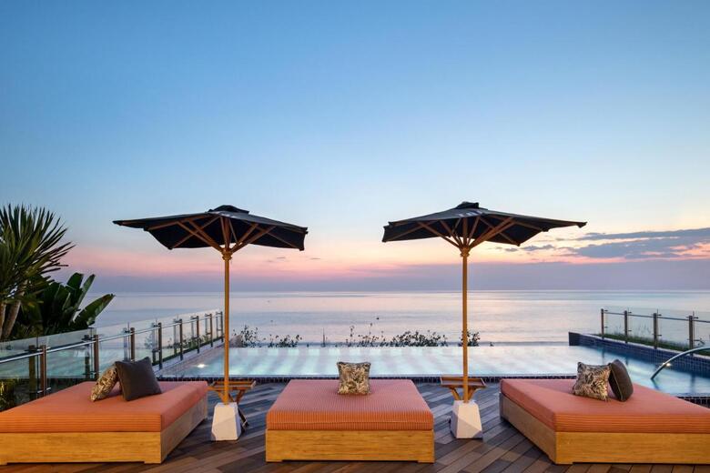 Hotel Tribe Bali Kuta Beach